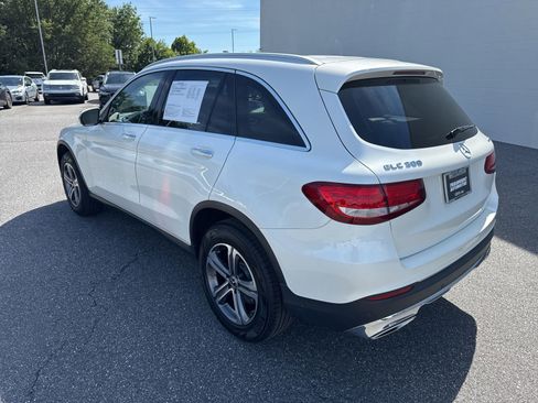 Used 2017 Mercedes-Benz GLC 300 4MATIC image 5