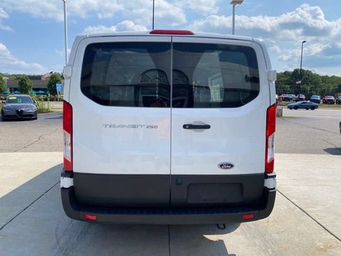 Used 2025 Ford Transit 250 Low Roof w/ Exterior Upgrade Package RWD image 4