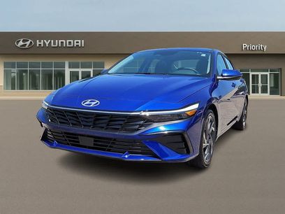 Used 2025 Hyundai Elantra Limited