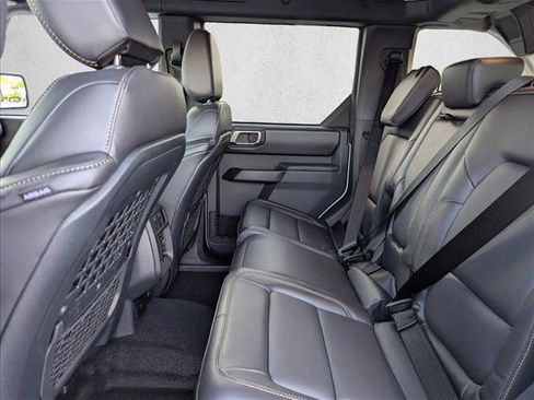 New 2025 Ford Bronco Badlands w/ Sasquatch Package image 17