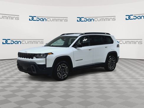 New 2026 Jeep Cherokee Laredo AWD/4WD image 5