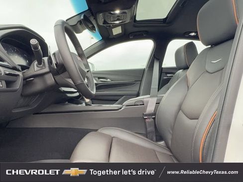 Used 2025 Cadillac CT4 Sport RWD image 28