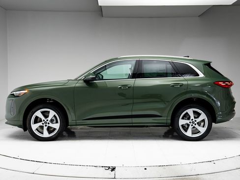 New 2025 Audi Q5 Premium Plus image 2