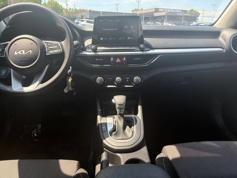 Used 2024 Kia Forte LXS FWD image 17
