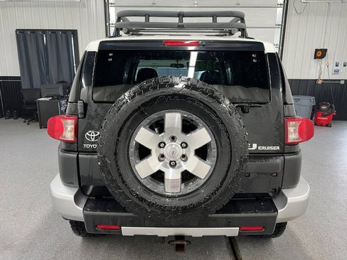Used 2007 Toyota FJ Cruiser 4WD w/ Upgrade Pkg 2 image 5