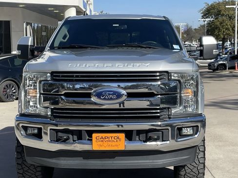 Used 2019 Ford F250 Lariat w/ Lariat Value Package image 6