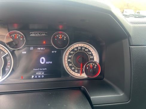 Used 2017 RAM 1500 Laramie w/ Convenience Group image 23