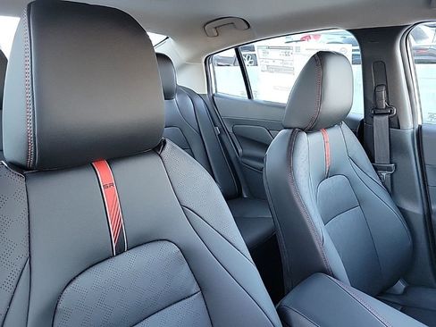 New 2026 Nissan Sentra SR w/ SR Premium Package image 44