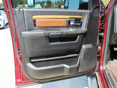 Used 2016 RAM 1500 Laramie Longhorn w/ Convenience Group AWD/4WD image 12