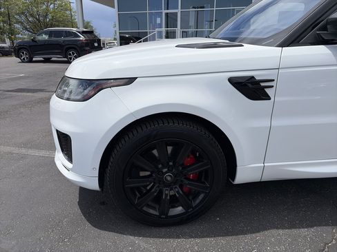 Used 2019 Land Rover Range Rover Sport HST AWD/4WD image 10