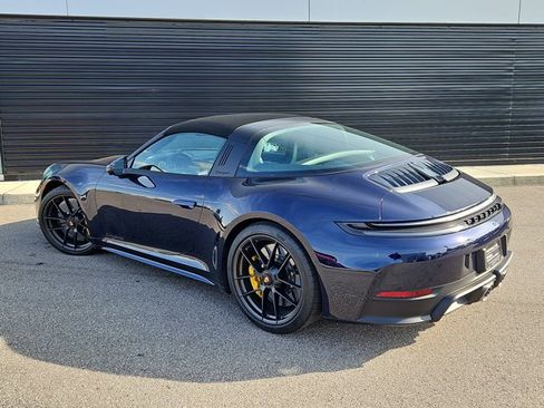 Certified 2026 Porsche 911 Targa 4 GTS AWD/4WD image 7