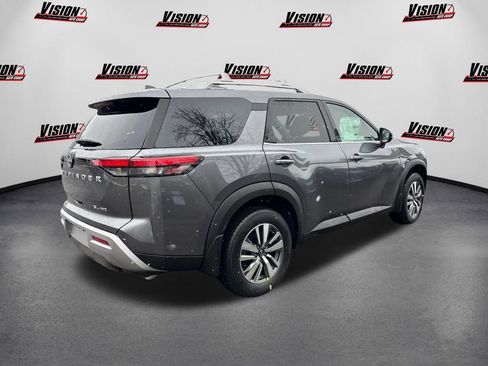 New 2025 Nissan Pathfinder SL image 5