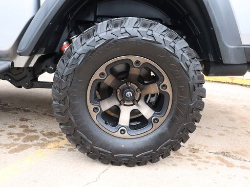 Used 2020 Jeep Gladiator Mojave image 20