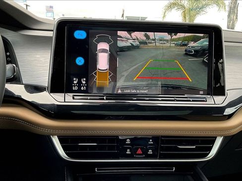 New 2026 Volkswagen Atlas Cross Sport SE image 13