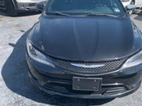 Used 2015 Chrysler 200 S w/ Navigation & Sound Group I image 2