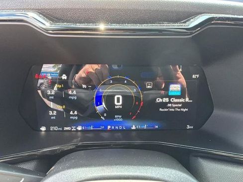 New 2026 Chevrolet Colorado Z71 w/ Z71 Convenience Package 2 AWD/4WD image 13