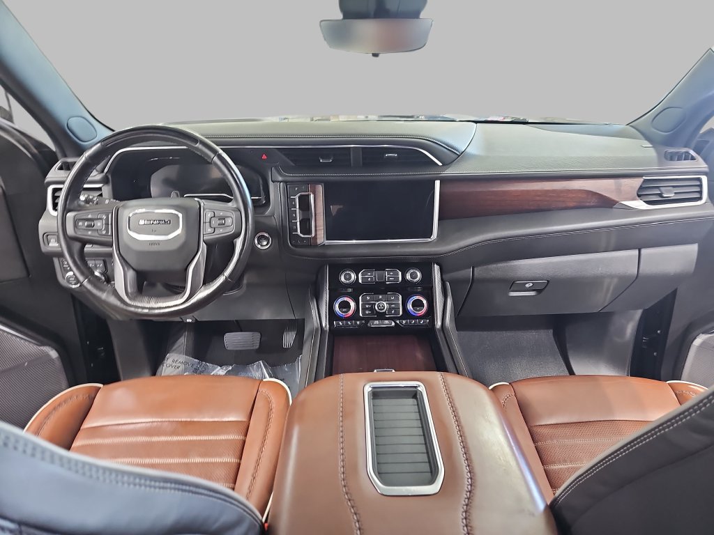 Certified 2023 GMC Yukon Denali Ultimate AWD/4WD image 11