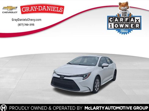 Used 2024 Toyota Corolla LE image 1