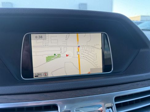 Used 2015 Mercedes-Benz E 350 4MATIC Sedan image 10
