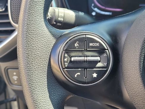 Used 2024 Kia Soul LX w/ Option Group 015 FWD image 13