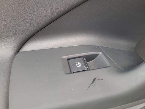 Used 2025 Audi Q6 e-tron Premium Plus w/ Premium Plus image 16