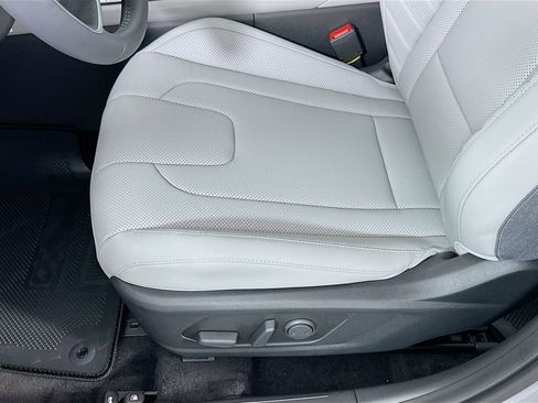 New 2026 Hyundai Elantra Limited w/ Cargo Package image 19