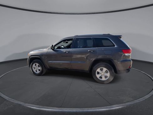 Used 2017 Jeep Grand Cherokee Laredo w/ Quick Order Package 23E image 5