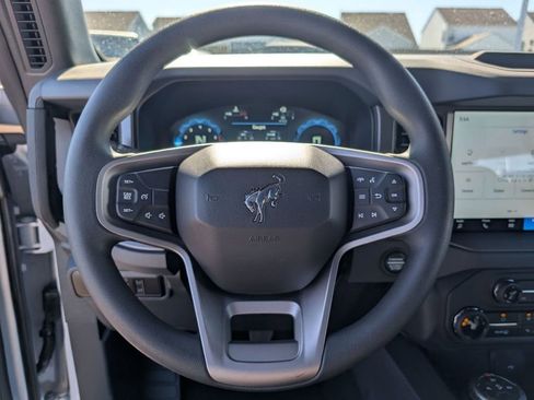 New 2025 Ford Bronco 4-Door image 27