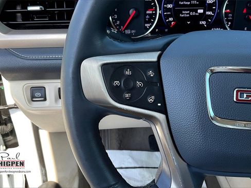 Used 2023 GMC Acadia Denali w/ Denali Ultimate Package image 18