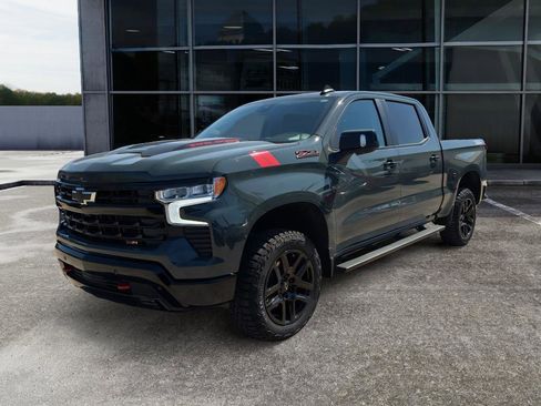 Used 2026 Chevrolet Silverado 1500 LT Trail Boss w/ LT Trail Boss Premium Package image 3