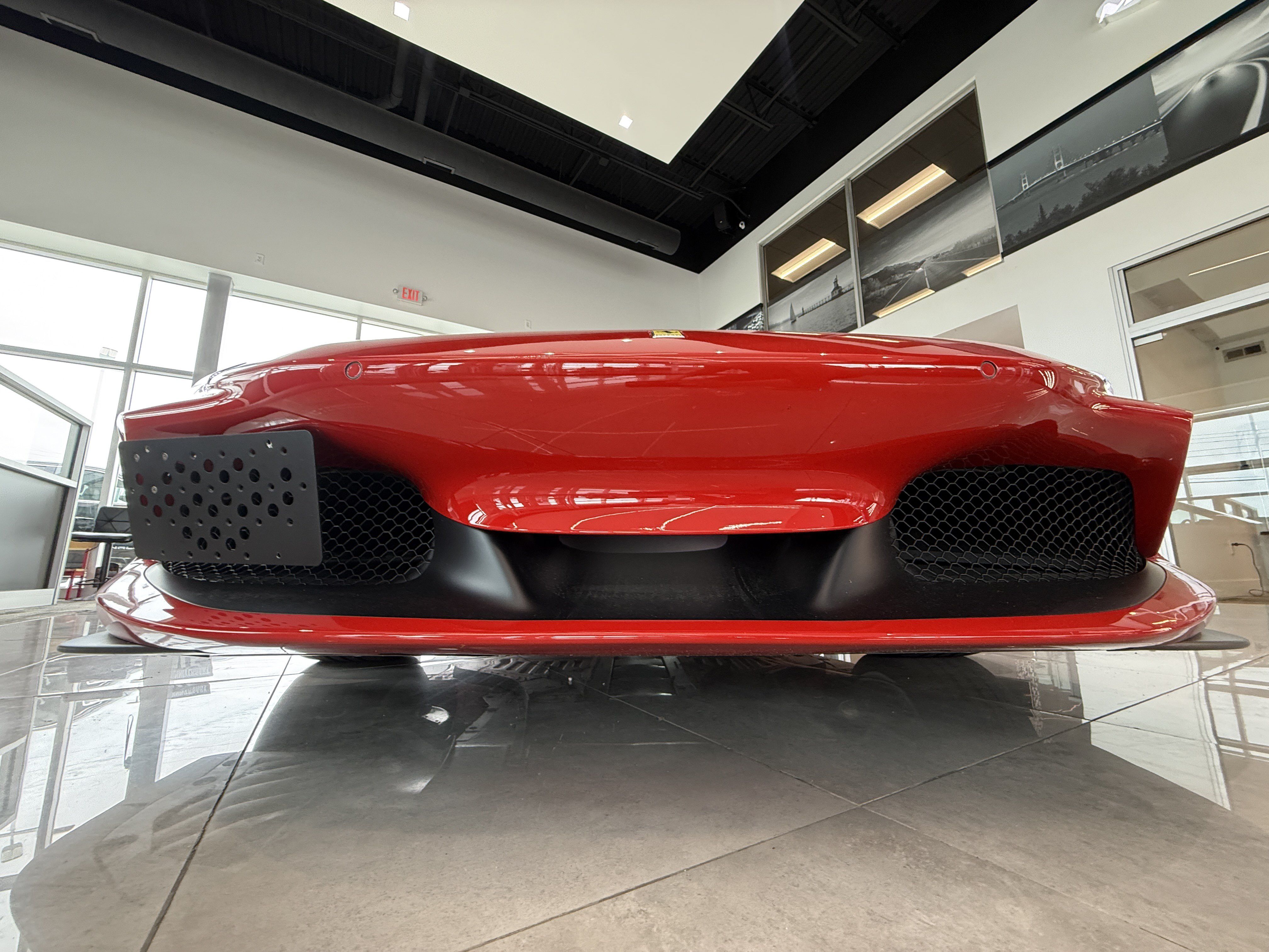 Used 2021 Ferrari F8 Tributo RWD image 30
