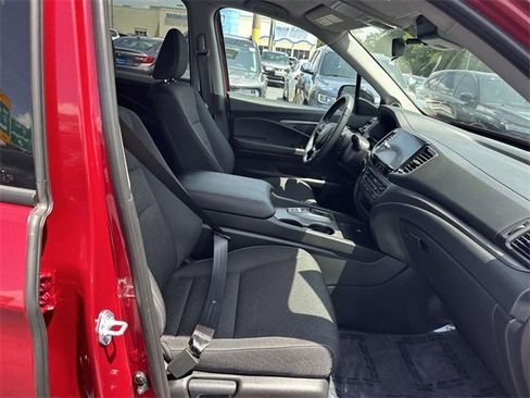 Certified 2025 Honda Ridgeline Sport image 7