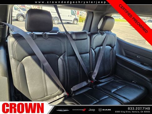 Certified 2024 Jeep Wagoneer Series II w/ Flexible Seating Group RWD image 17