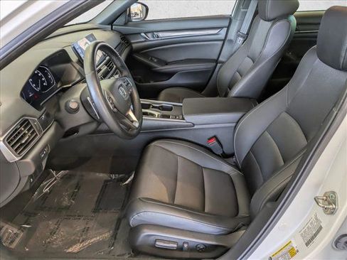 Used 2019 Honda Accord Sport image 17