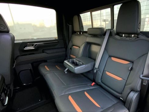 Used 2026 GMC Sierra 2500 AT4 w/ AT4 Premium Plus Package image 19