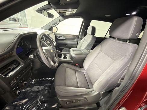 Used 2021 Chevrolet Suburban LS image 13