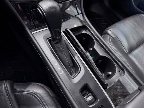 Used 2014 Buick LaCrosse Premium w/ Driver Confidence Package image 25