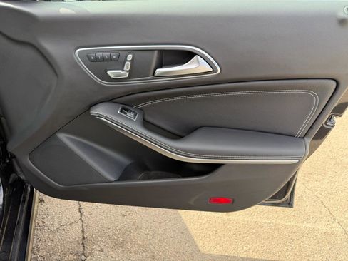 Used 2018 Mercedes-Benz CLA 250 4MATIC image 20