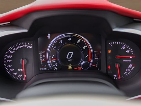 Used 2017 Chevrolet Corvette Z06 RWD image 13