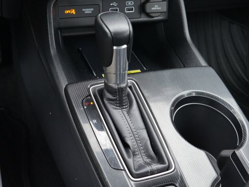 Used 2023 Honda Civic Touring image 12