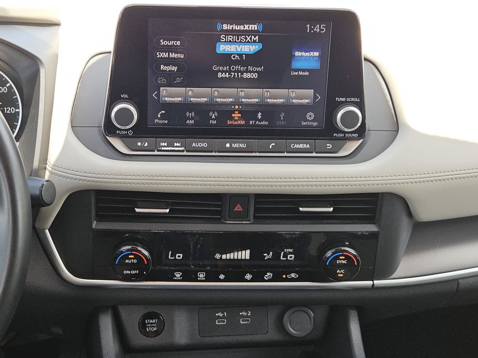 Used 2025 Nissan Rogue SV AWD/4WD image 13