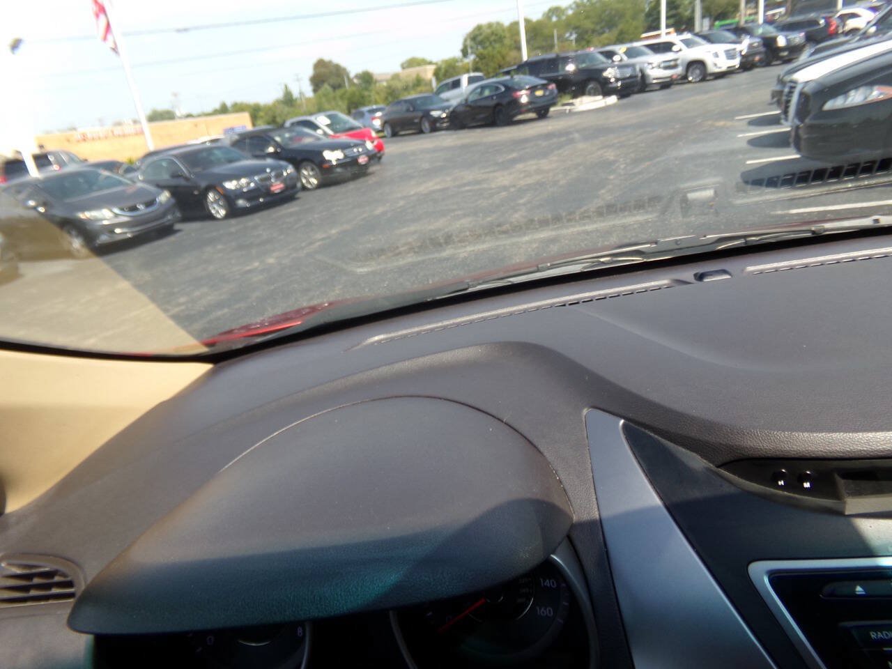 Used 2013 Hyundai Elantra Limited FWD image 45