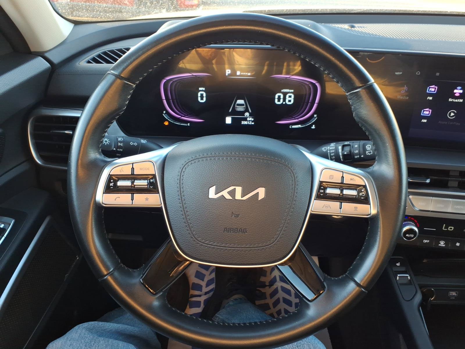 Used 2025 Kia Telluride S FWD image 23