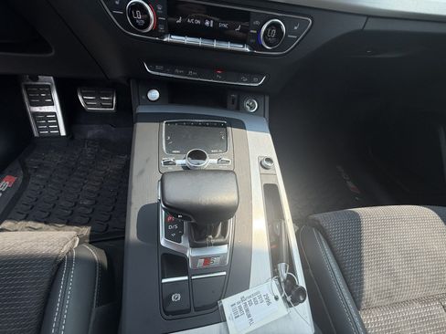 Used 2019 Audi SQ5 Premium Plus w/ Premium Plus Package AWD/4WD image 15