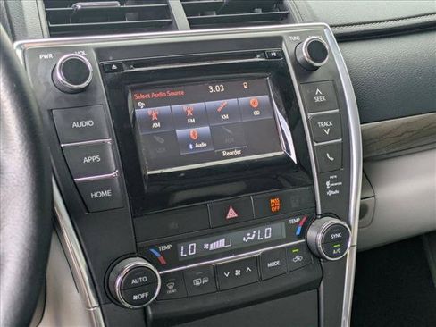 Used 2015 Toyota Camry XLE FWD image 13