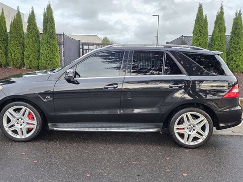 Used 2012 Mercedes-Benz ML 63 AMG 4MATIC image 8