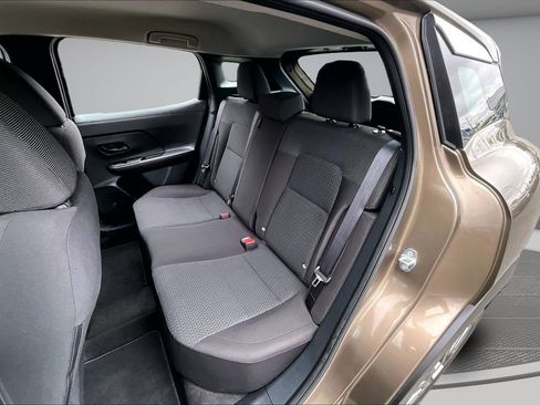 Used 2025 Nissan Kicks S image 20