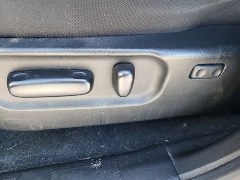 Used 2021 Toyota Tacoma TRD Sport w/ Technology Package image 15