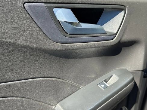 Used 2024 Ford Escape Platinum AWD/4WD image 14