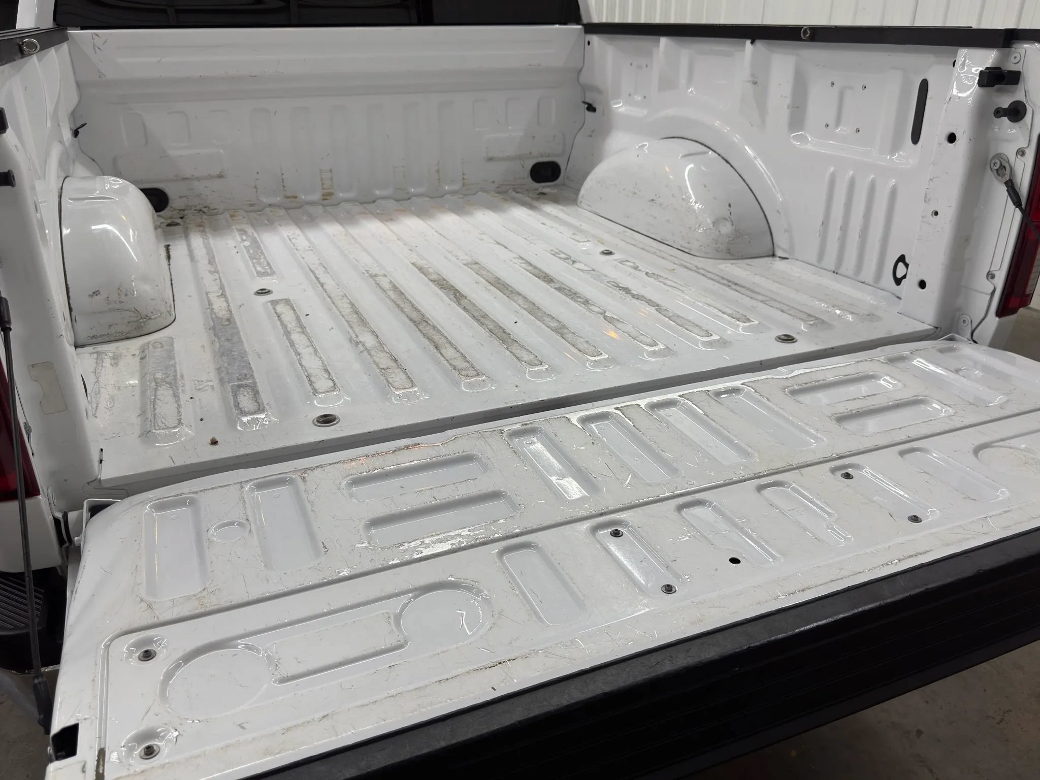 Used 2020 Ford F150 Lariat AWD/4WD image 5